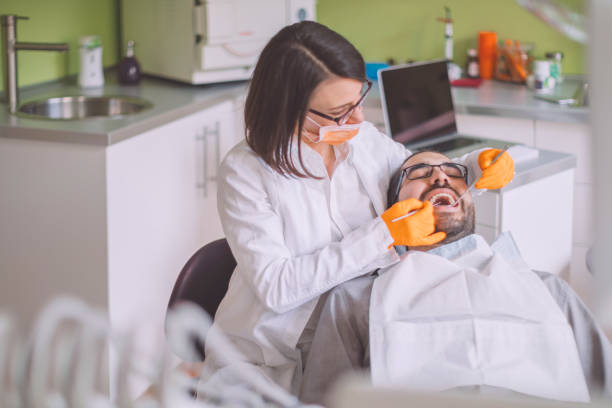 Best Emergency Orthodontic Repairs in Walcott, IA